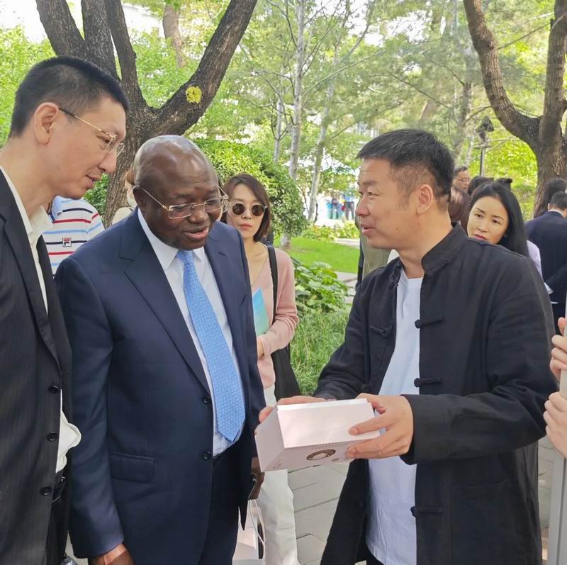 1695633954480641.jpg 640 (4).jpg